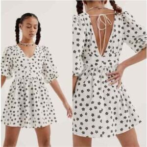 NEW For Love & Lemons White Floral Mini Dress size Medium Connie Cottagecore